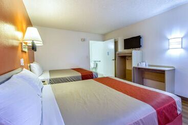 Motel 6 Phoenix, Az  Airport  24th Street