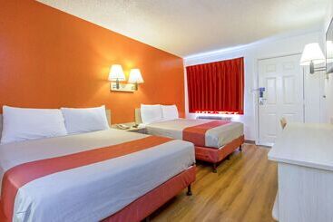 Motel 6 Phoenix, Az  Airport  24th Street