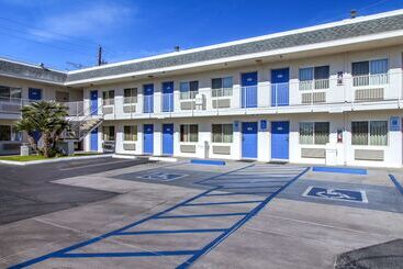 Motel 6 Phoenix, Az  Airport  24th Street