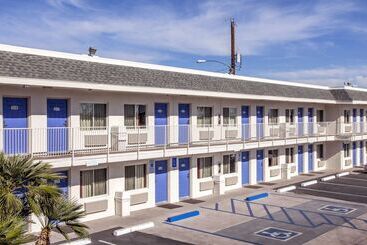 Motel 6 Phoenix, Az  Airport  24th Street