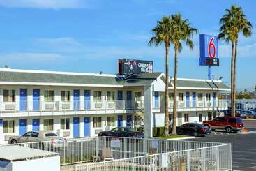 Motel 6 Phoenix, Az  Airport  24th Street