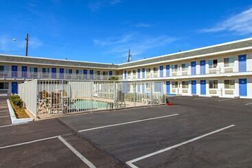 Motel 6 Phoenix, Az  Airport  24th Street