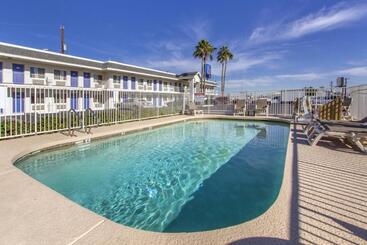 Motel 6 Phoenix, Az  Airport  24th Street