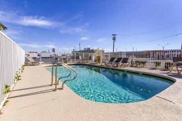 Motel 6 Phoenix, Az  Airport  24th Street