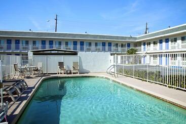Motel 6 Phoenix, Az  Airport  24th Street