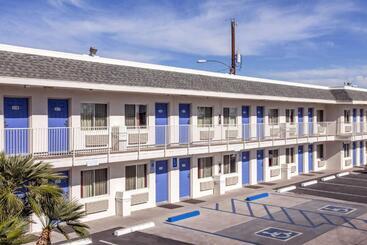 Motel 6 Phoenix, Az  Airport  24th Street