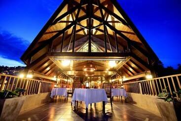 Nora Buri Resort & Spa   Sha Extra Plus