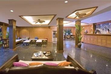 Thai House Beach Resort