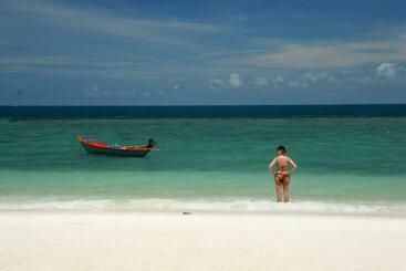 See Through Resort Haad Yao