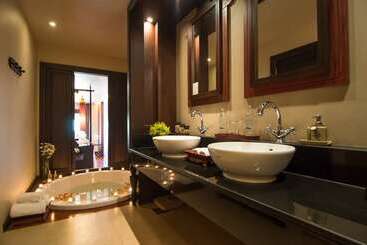 Siripanna Villa Resort & Spa Chiang Mai  Sha Extra Plus