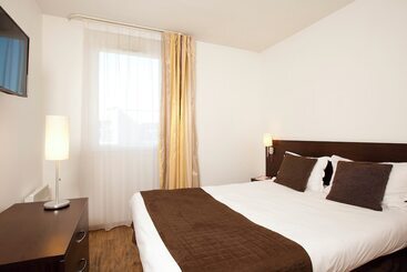 Апарт-отель Séjours & Affaires Caen Le Clos Beaumois