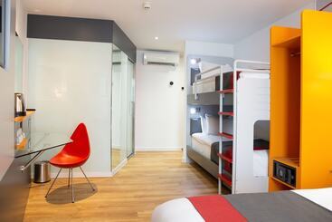 Sleeperz Hotel Cardiff