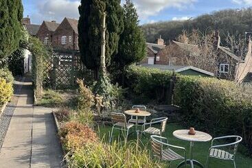 Bakers Cottage