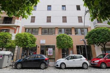 هتل Apartamentos Santiago