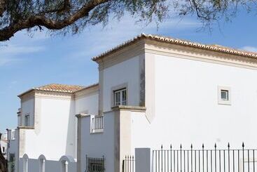 Baluarte Da Vila Apartments