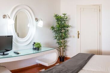 Baluarte Da Vila Apartments