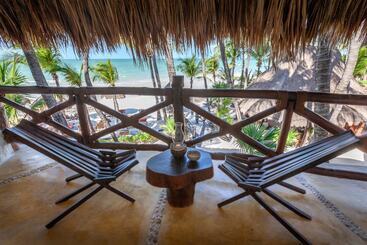 Beachfront Hotel La Palapa   Adults Only