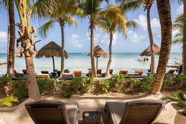 Beachfront Hotel La Palapa   Adults Only