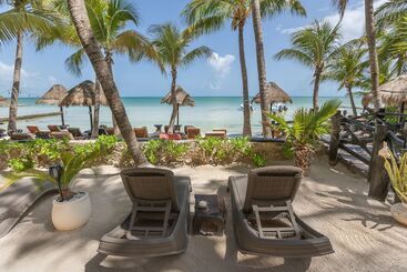Beachfront Hotel La Palapa   Adults Only