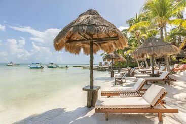 Beachfront Hotel La Palapa   Adults Only