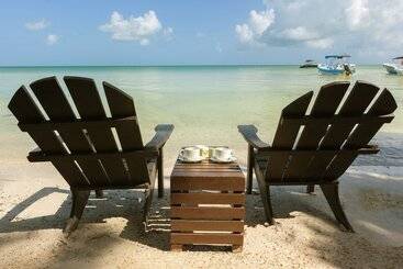 Beachfront Hotel La Palapa Adults Only