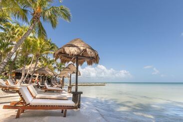 Beachfront Hotel La Palapa   Adults Only