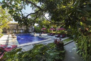 Svarga Bebek Villas