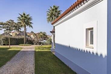 Eden Villas & Apartments