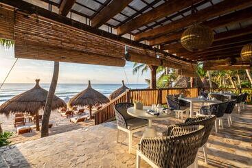 Ana Y Jose Hotel & Beach Club Tulum
