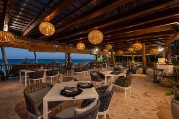 Ana Y Jose Hotel & Beach Club Tulum