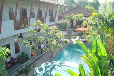 هتل Anini Raka Resort & Spa