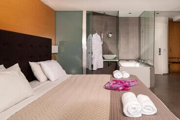 هتل Atlantis Boutique City
