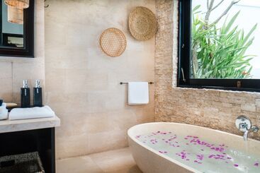 هتل Batu Karang Lembongan Resort & Spa