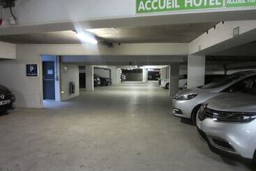 هتل B&B Hôtel Paris 17 Batignolles
