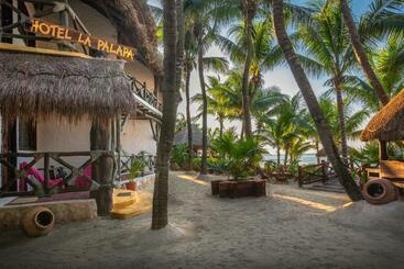 Beachfront Hotel La Palapa   Adults Only