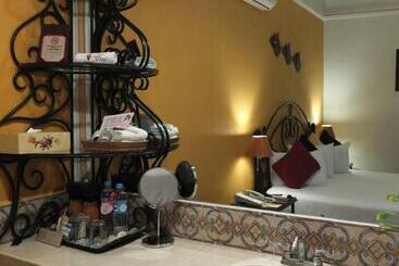 هتل Boutique Parador San Miguel Oaxaca