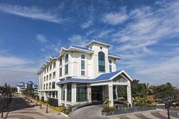 酒店 Clarks Exotica Convention, Resort & Spa