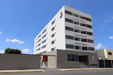 هتل Comfort Inn San Luis Potosi
