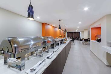 هتل Comfort Inn San Luis Potosi