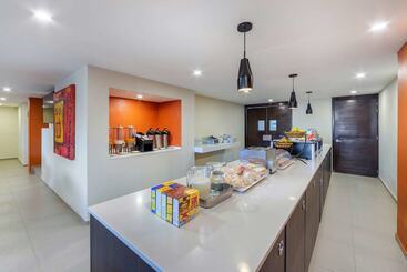 هتل Comfort Inn San Luis Potosi