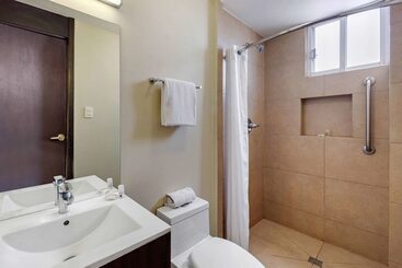 هتل Comfort Inn San Luis Potosi