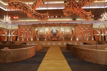 هتل Country Inn & Suites By Radisson, Sahibabad