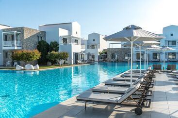 Diamond Deluxe Hotel   Adults Only