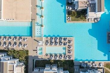 Diamond Deluxe Hotel   Adults Only