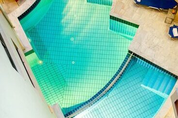Elina Hotel Apartments