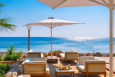 هتل Elysium Resort & Spa