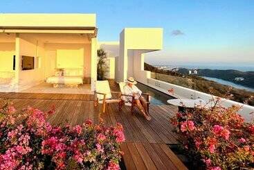 هتل Encanto Acapulco