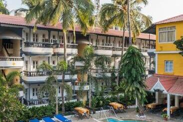 هتل Santiago Beach Resort