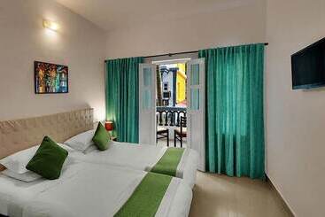 هتل Santiago Beach Resort