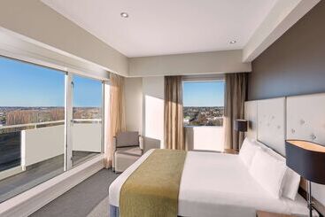 هتل Fable Christchurch